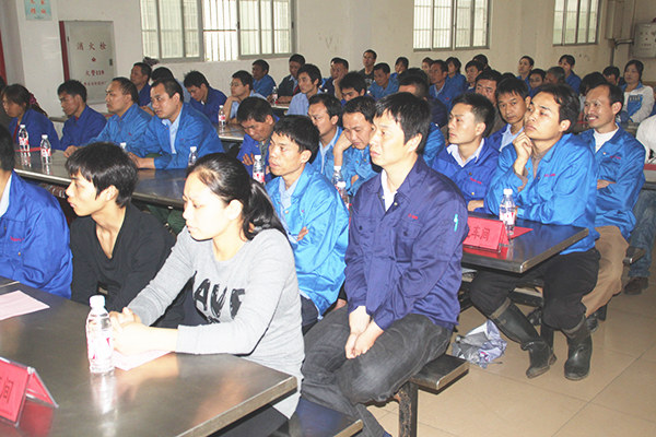 2012年3月1日，潔麗管理升級(jí)動(dòng)員大會(huì)召開