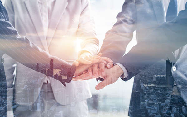 協(xié)助企業(yè)構(gòu)建高效組織架構(gòu)，促進(jìn)發(fā)展目標(biāo)實(shí)現(xiàn)