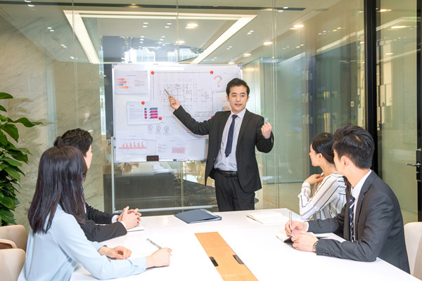 戰(zhàn)略評估：全面評估，提升企業(yè)運營效益