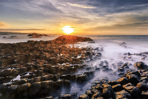 企業(yè)管理咨詢?nèi)绾沃φ闹萜髽I(yè)提升競爭力？