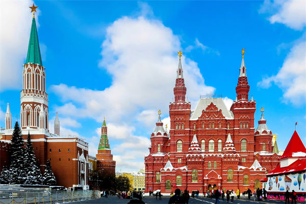 中國(guó)消費(fèi)者開(kāi)始擁抱俄貨，國(guó)內(nèi)制造業(yè)怎么應(yīng)對(duì)？