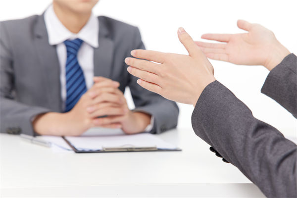 揭秘！看看企業(yè)高級(jí)HR是如何玩轉(zhuǎn)人才爭奪大戰(zhàn)的？