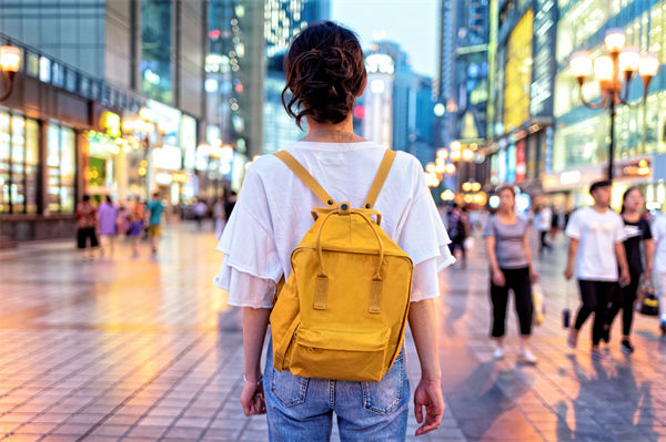 明年消費(fèi)市場(chǎng)總體態(tài)勢(shì)如何？企業(yè)對(duì)此有哪些啟示？