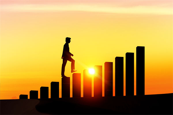 如何通過人力資源策略實現(xiàn)企業(yè)員工潛能最大化？