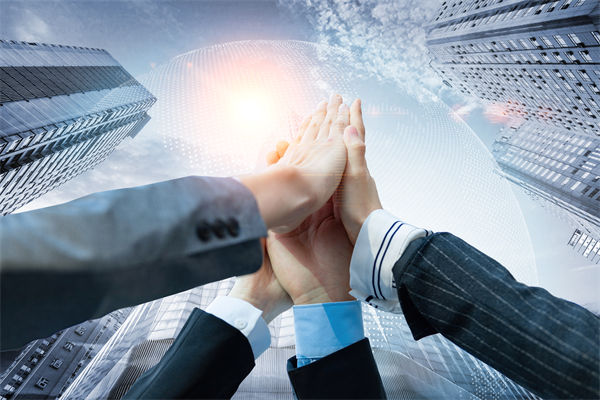 內(nèi)耗嚴重、效率低下，管理咨詢?nèi)绾沃厮芷髽I(yè)協(xié)作生態(tài)？