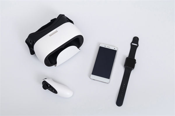 在滾動預(yù)算模式下，如何確保預(yù)算的連續(xù)性和前瞻性？