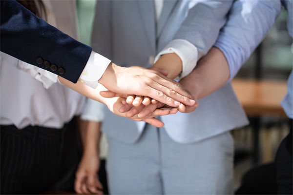 新老員工文化沖突不斷，企業(yè)文化怎樣實(shí)現(xiàn)融合傳承？