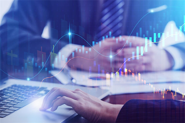 美線貨運訂艙就像“搶票”，制造業(yè)有什么看法？