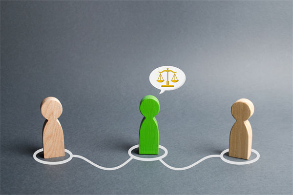 榮耀CEO承認(rèn)銷量非常困難，眾多企業(yè)的品牌戰(zhàn)略啟示