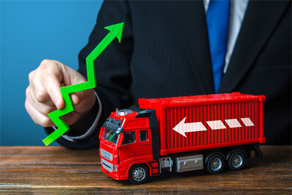 特朗普再對(duì)8國(guó)加征關(guān)稅，最高50%，關(guān)聯(lián)企業(yè)怎么看？