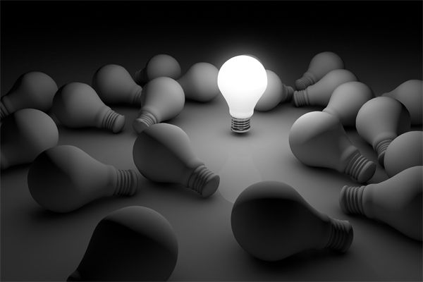 人力資源管理流程規(guī)范嚴(yán)謹(jǐn)，員工創(chuàng)造力為何反而受抑制？