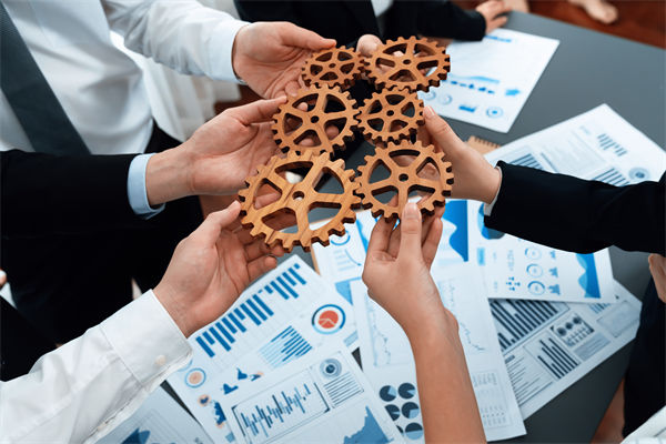 高層標(biāo)榜的文化理念，為何與基層執(zhí)行完全兩張皮？