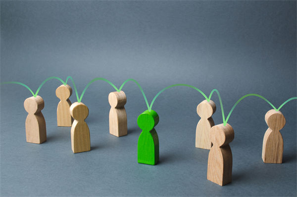 績(jī)效淪為形式主義，問題究竟出在制度還是執(zhí)行？