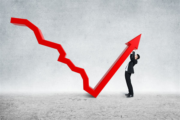 績效反饋只談問題，員工成長動力該如何真正激活？